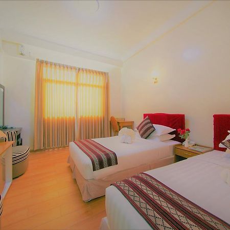 Hotel Mindhama Yangon Exteriör bild
