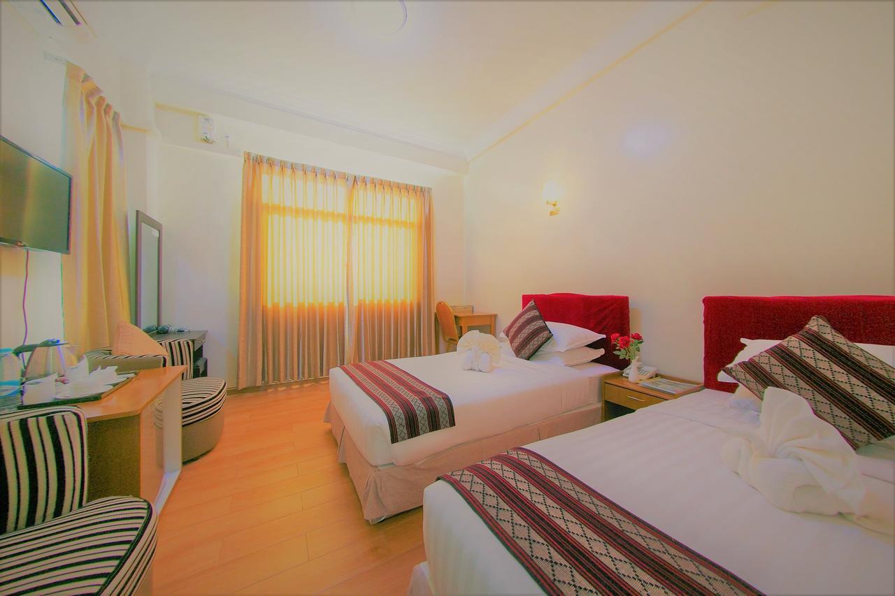 Hotel Mindhama Yangon Exteriör bild