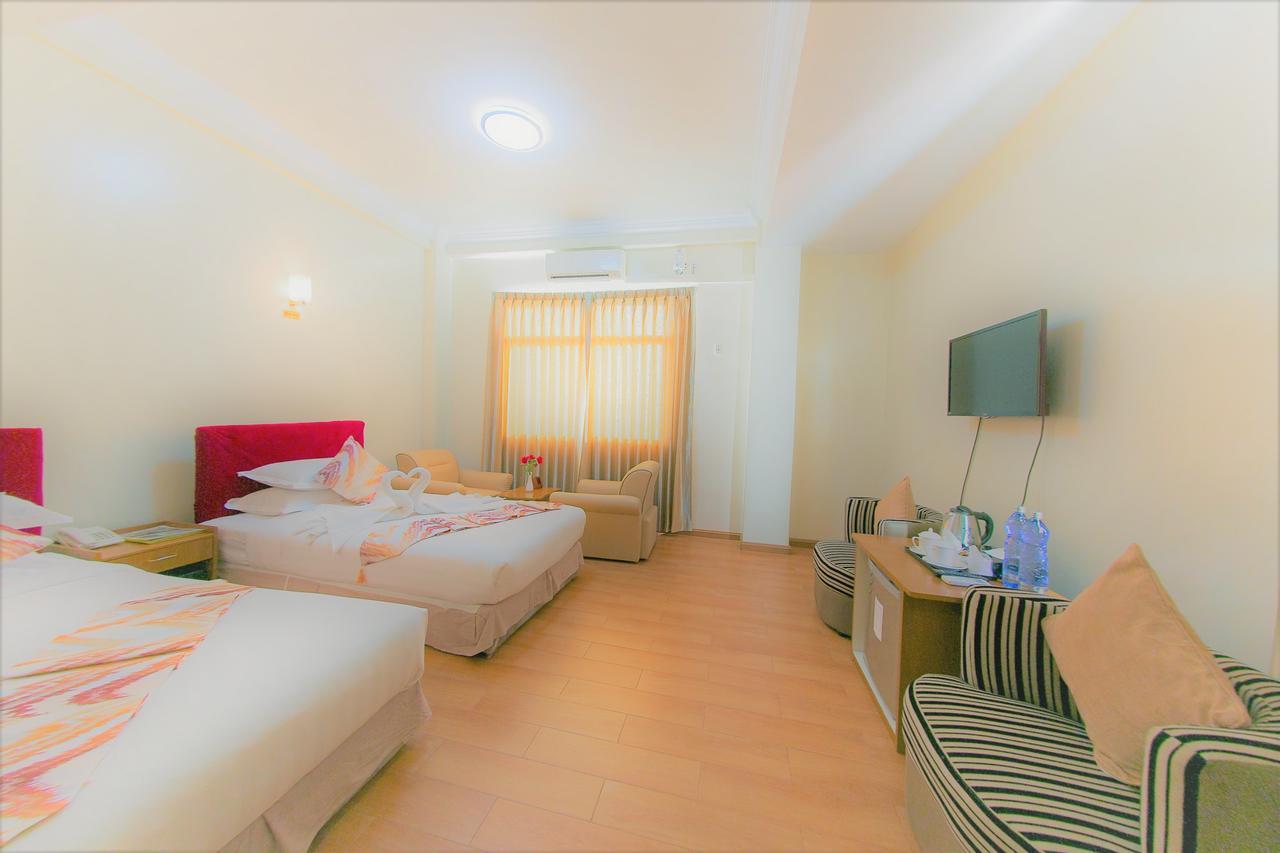 Hotel Mindhama Yangon Exteriör bild