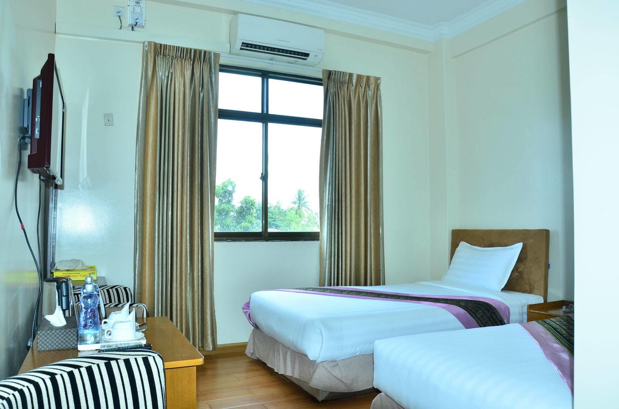 Hotel Mindhama Yangon Exteriör bild