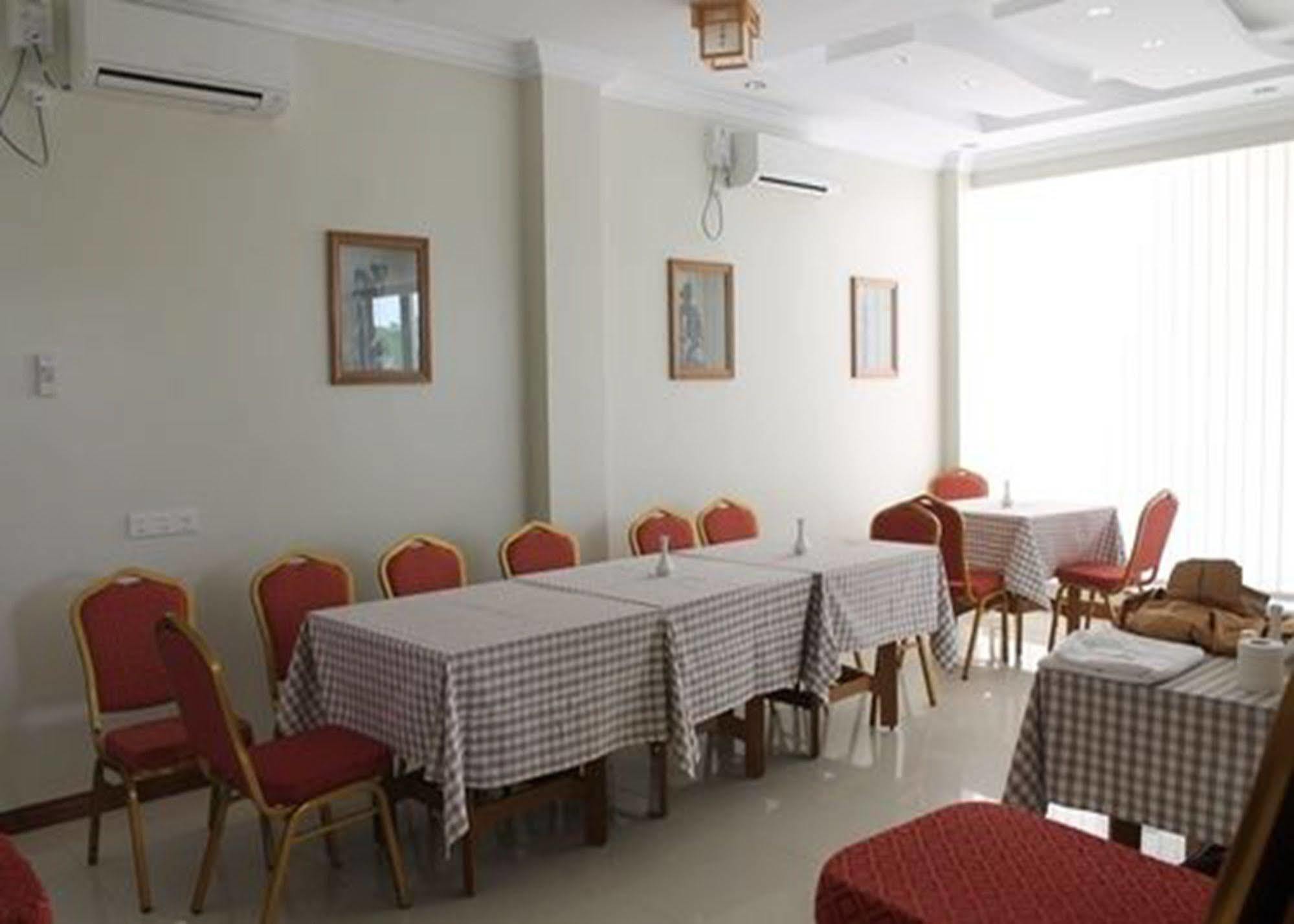 Hotel Mindhama Yangon Exteriör bild