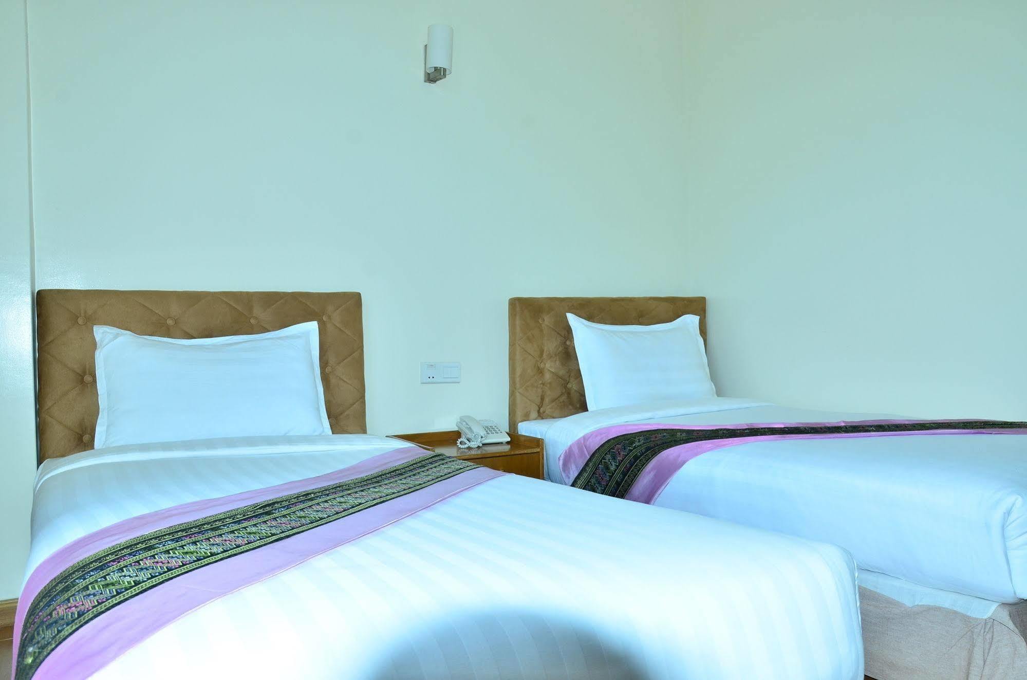 Hotel Mindhama Yangon Exteriör bild